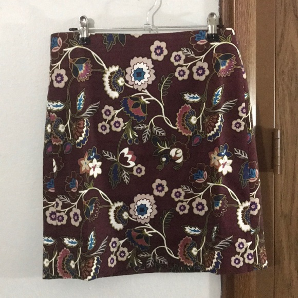 LOFT Dresses & Skirts - Ann Taylor Loft | Petite Paisley Medallion Skirt